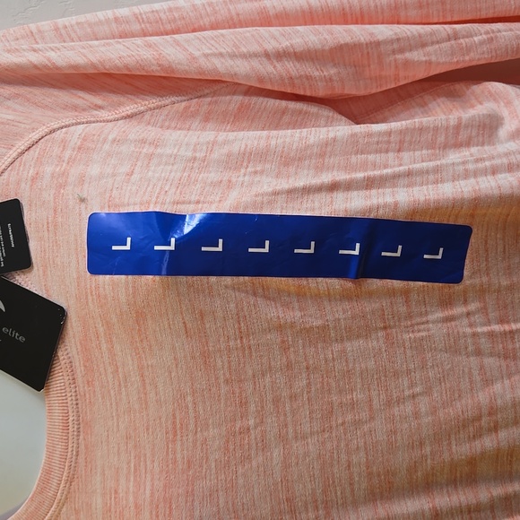 Champion Ladies Lightweight High-Low Hemline Crew Neck Long Sleeve Tee NWT - Picture 4 of 7